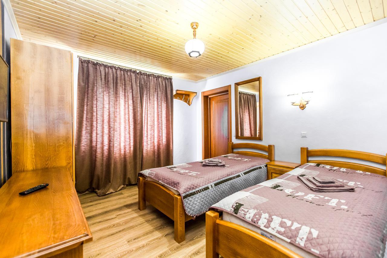 Cottage Berdo Yaremche Bagian luar foto